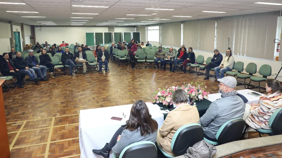 Conselho de Campus realiza homenagem póstuma a docentes